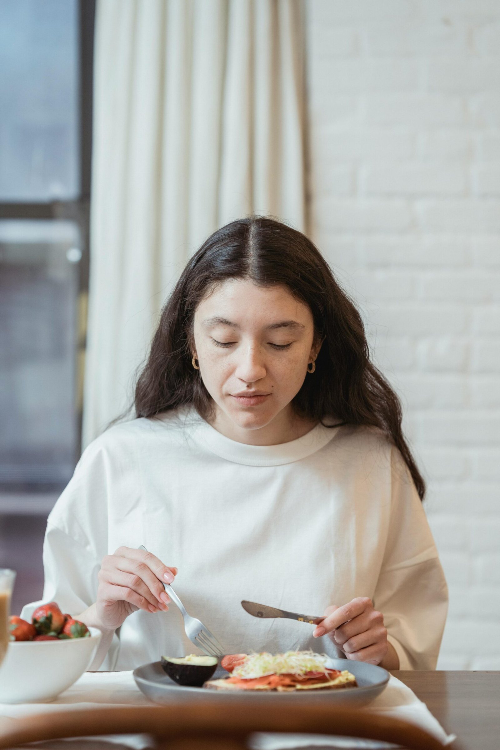 How to Practice Mindful Eating for Mental and Physical Wellness